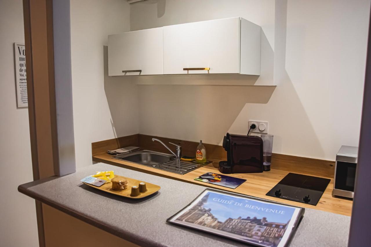 Apartment Yellow - Coeur De